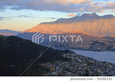 Queenstown, New Zealand Queenstown, New Zealand 50486102