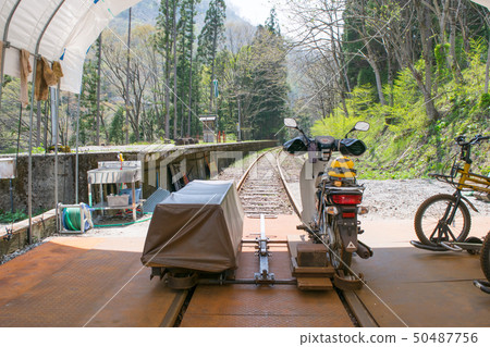 岐阜縣飛大市神岡鐵路山地自行車谷球場/ Urushiyama站跟踪 50487756