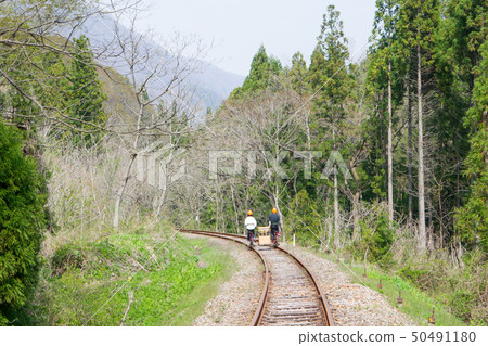 岐阜縣飛City市神岡鐵路山地自行車谷球場 50491180