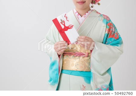 婦女穿著和服用祝賀袋 50492760
