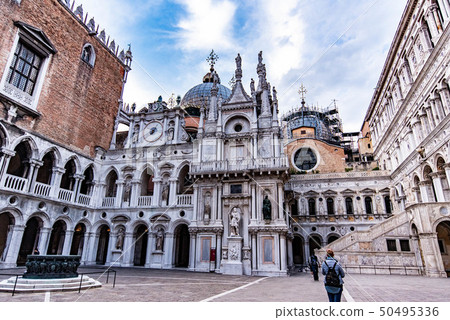 Doge's Palace 50495336