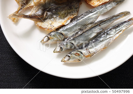 Two kinds of seafood snacks (for grilling and grilled small horse mackerel). Two kinds of seafood snacks (for grilling and grilled small horse mackerel). 50497996