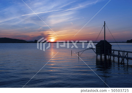 多哥湖和日落 50503725