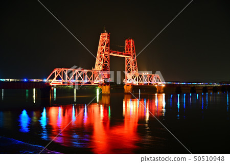 築後川Shosen橋夜景照亮 50510948