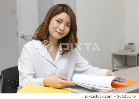 Documents and OL image 50520179