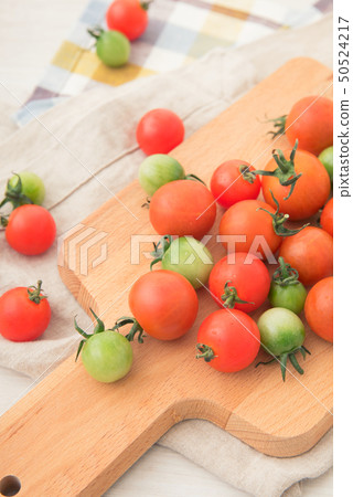 Mini Tomato Mini Tomato 50524217