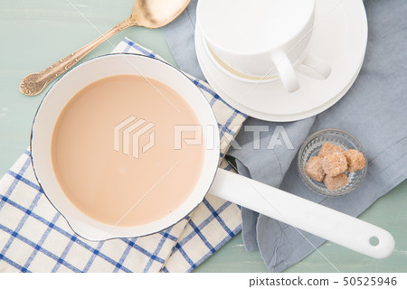 皇家奶茶 50525946