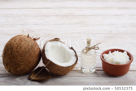 Background of coconut, coconut shell, oil in clay Background of coconut, coconut shell, oil in clay 50532375