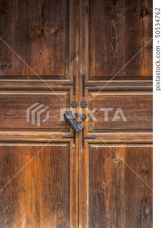 木門,傳統門,鎖 木門,傳統門,鎖 50534762