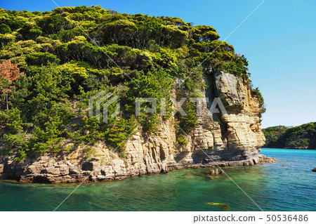 一個美麗的荒島的圖像 50536486