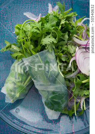 Fresh spring roll of pacchi 50540632