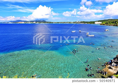 沖繩縣前田通道的全景 沖繩縣前田通道的全景 50540971