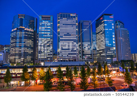 《東京都》品川站前廣場/城市夜景 《東京都》品川站前廣場/城市夜景 50544239