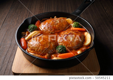 Braised hamburger steak 50545211