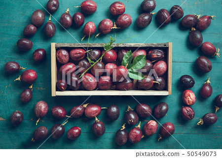 passion fruit In a wooden box passion fruit In a wooden box 50549073