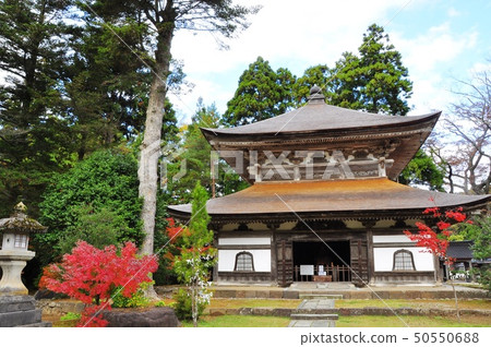 Kozo和秋葉在諾托寺廟 50550688