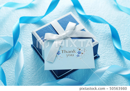 Present ribbon message card 50563980