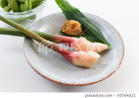 Yanaka ginger 50564821