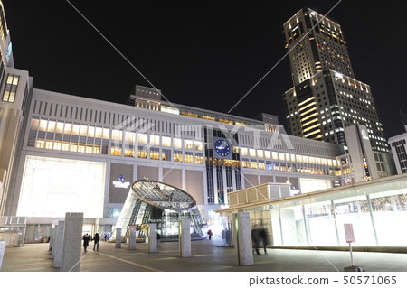 札幌站南口照明 50571065