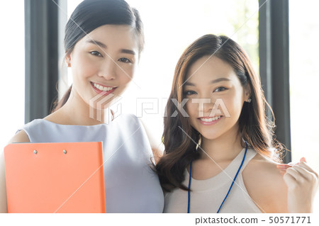 女性生意 50571771