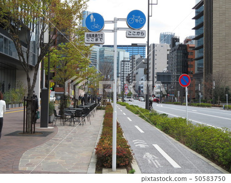 自行車路的路標 自行車路的路標 50583750