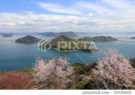 從Shimoideyama盛開看Shimojima，Shiomishima Islands，Takami Island等 50584001