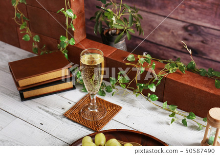 Delicious wine Delicious wine 50587490