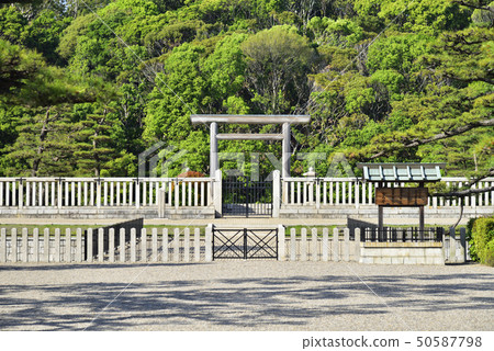 皇帝Nintoku Middle-Bangling Bird Earfield Chulun(大阪府Sak市) 皇帝Nintoku Middle-Bangling Bird Earfield Chulun(大阪府Sak市) 50587798