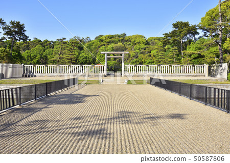 皇帝Nintoku Middle-Bangling Bird Earfield Chulun(大阪府Sak市) 皇帝Nintoku Middle-Bangling Bird Earfield Chulun(大阪府Sak市) 50587806