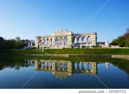 Schoenbrunn palace Gloriette Schoenbrunn palace Gloriette 50589752