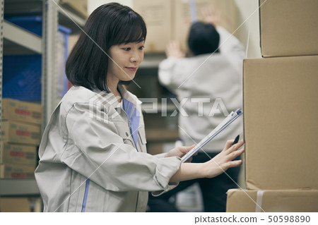 倉庫業務現場 50598890