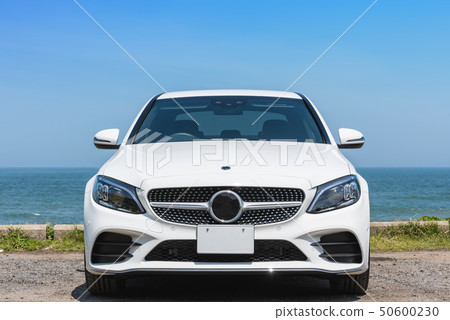 White car and sea bream and blue sky 50600230