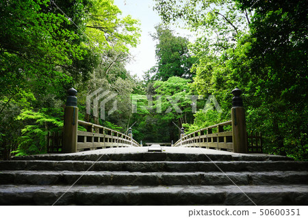 Ise Jingu Uchinomiya [Fu-day prayer palace bridge] 50600351