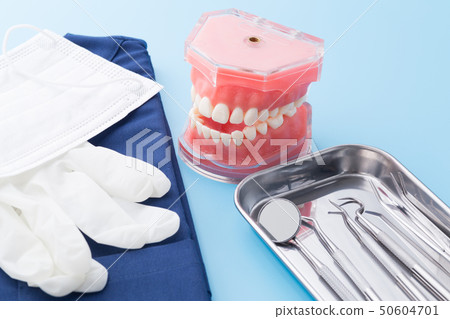 Dentist image 50604701