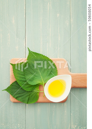Perilla oil 50608054