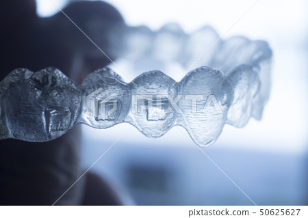 Invisible bracket teeth aligners 50625627
