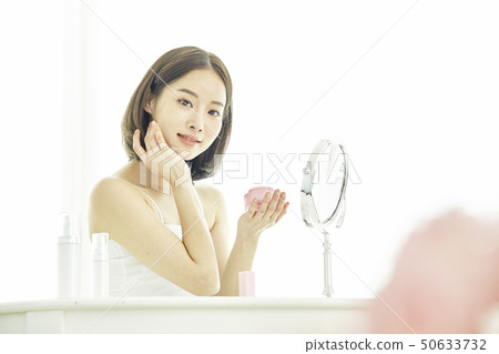 Beauty, beauty, skincare, young woman Beauty, beauty, skincare, young woman 50633732