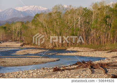 Satsunai河和Hidaka山（北海道十勝） 50644926