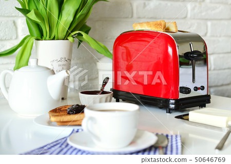 Toaster with bread 50646769