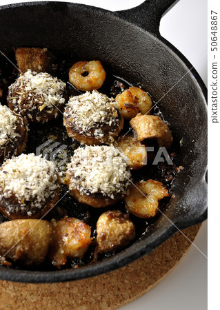 Ahijo的蝦和蘑菇 50648867