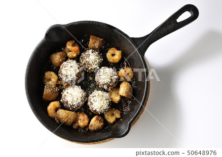 Ahijo用蝦和蘑菇 50648976