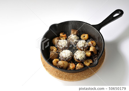 Ahijo蝦和蘑菇（帶蒸汽） 50650179