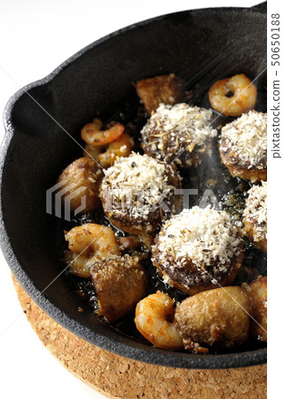 Ahijo蝦和蘑菇（帶蒸汽） 50650188