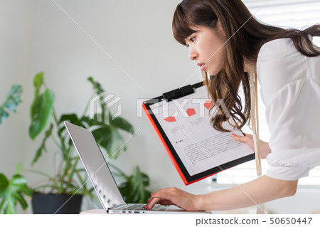 小姐,女商人,辦公室偶然 小姐,女商人,辦公室偶然 50650447
