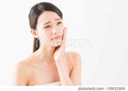 20多歲女性皮膚問題照片 20多歲女性皮膚問題照片 50652984
