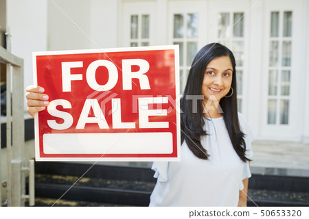 House owner selling house House owner selling house 50653320