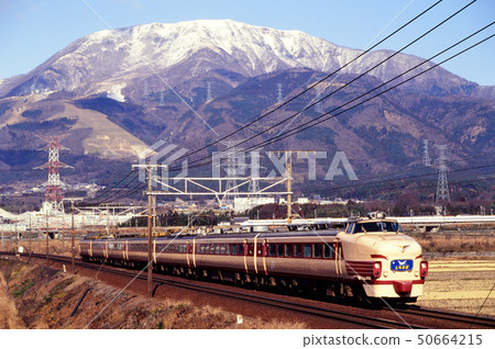 1995 485 Series Bonnet L Express 7 Shirasagi running against Ibukiyama 50664215