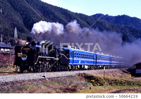 1994 C56160SL飛ida路在高山幹線上運行 50664219