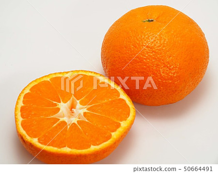 Aoshima mandarin cut 50664491