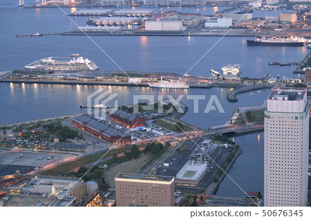 Yokohama cityscape of Japan I look at Yokohama red brick warehouse etc. Yokohama cityscape of Japan I look at Yokohama red brick warehouse etc. 50676345